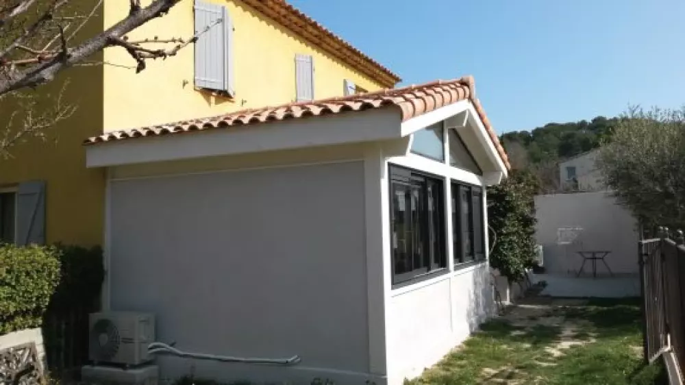 veranda bois à Pertuis