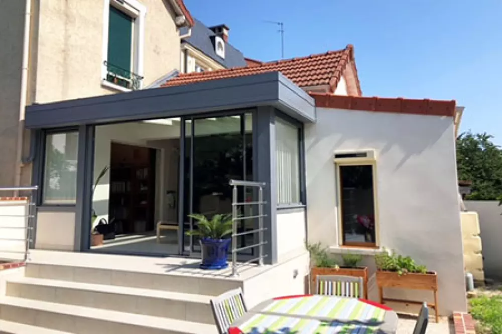 Une veranda bois alu à Noisy-le-Sec