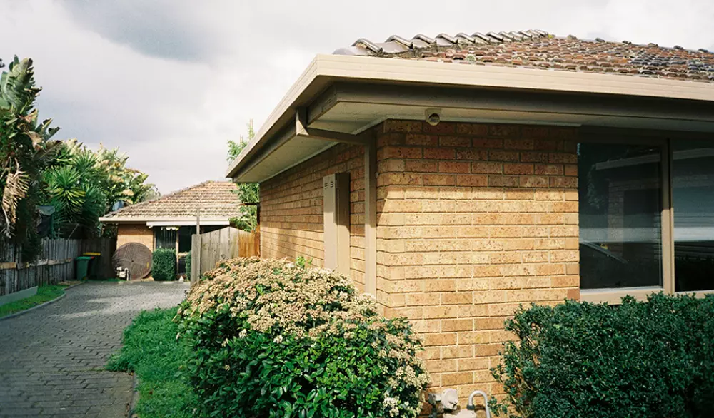 extension garage en briques