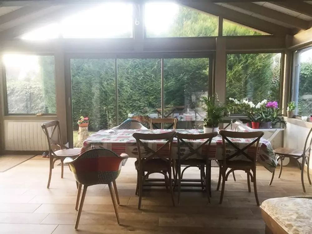 veranda bois à Voisins-le-Bretonneux