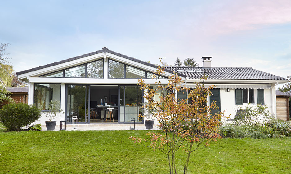 une belle extension de maison en bois